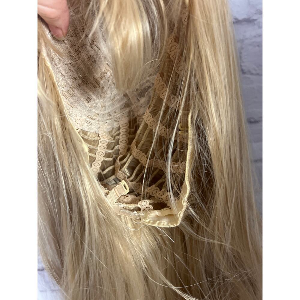 Honey Blonde and Medium Brown Side Bang Lace Front Wig - Picture 9 of 10